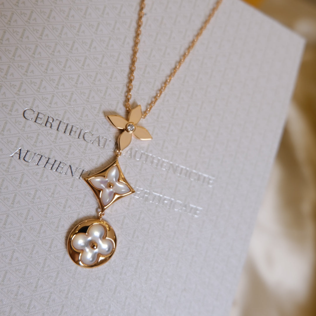 [AM]COLOR BLOSSOM LARIAT NECKLACE ROSE GOLD WHITE MOTHER PEARL AND DIAMOND
