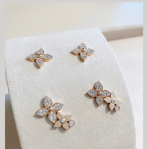 [AM]STAR BLOSSOM STUD EARRINGS ROSE GOLD DIAMONDS