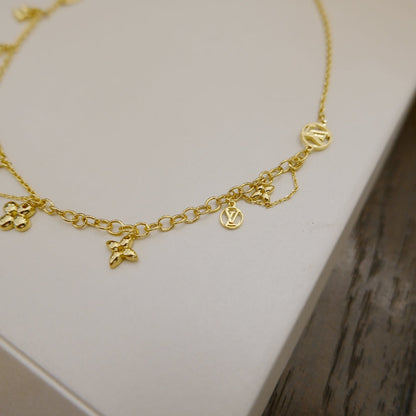 [AM]BLOOMING SUPPLE NECKLACE BRASS