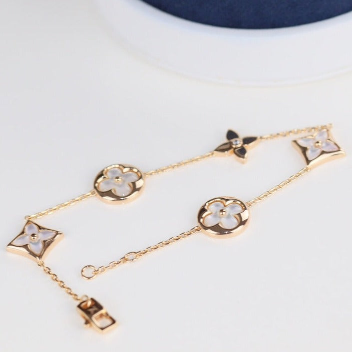 [AM]LEAF CLOVER BRACELET