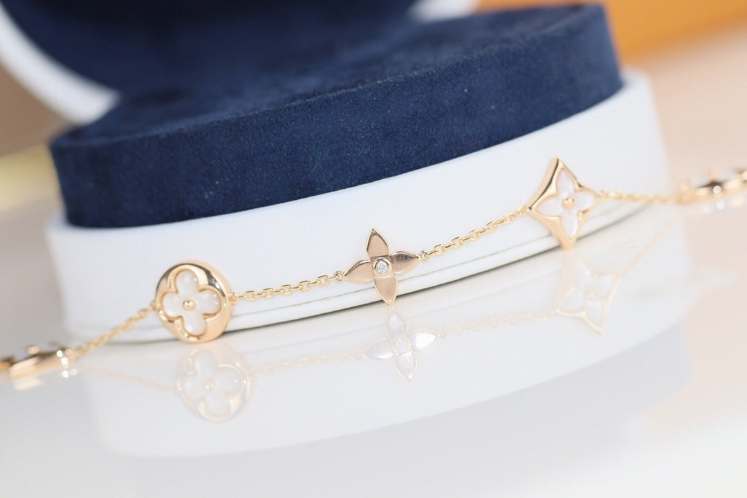 [AM]LEAF CLOVER BRACELET