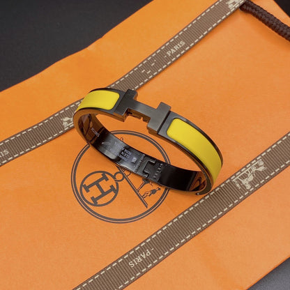 [AM]CLIC HM SO BLACK YELLOW BRACELET
