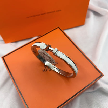 [AM]CLASSIC HM CLIC WHITE 8MM ENAMEL BRACELET