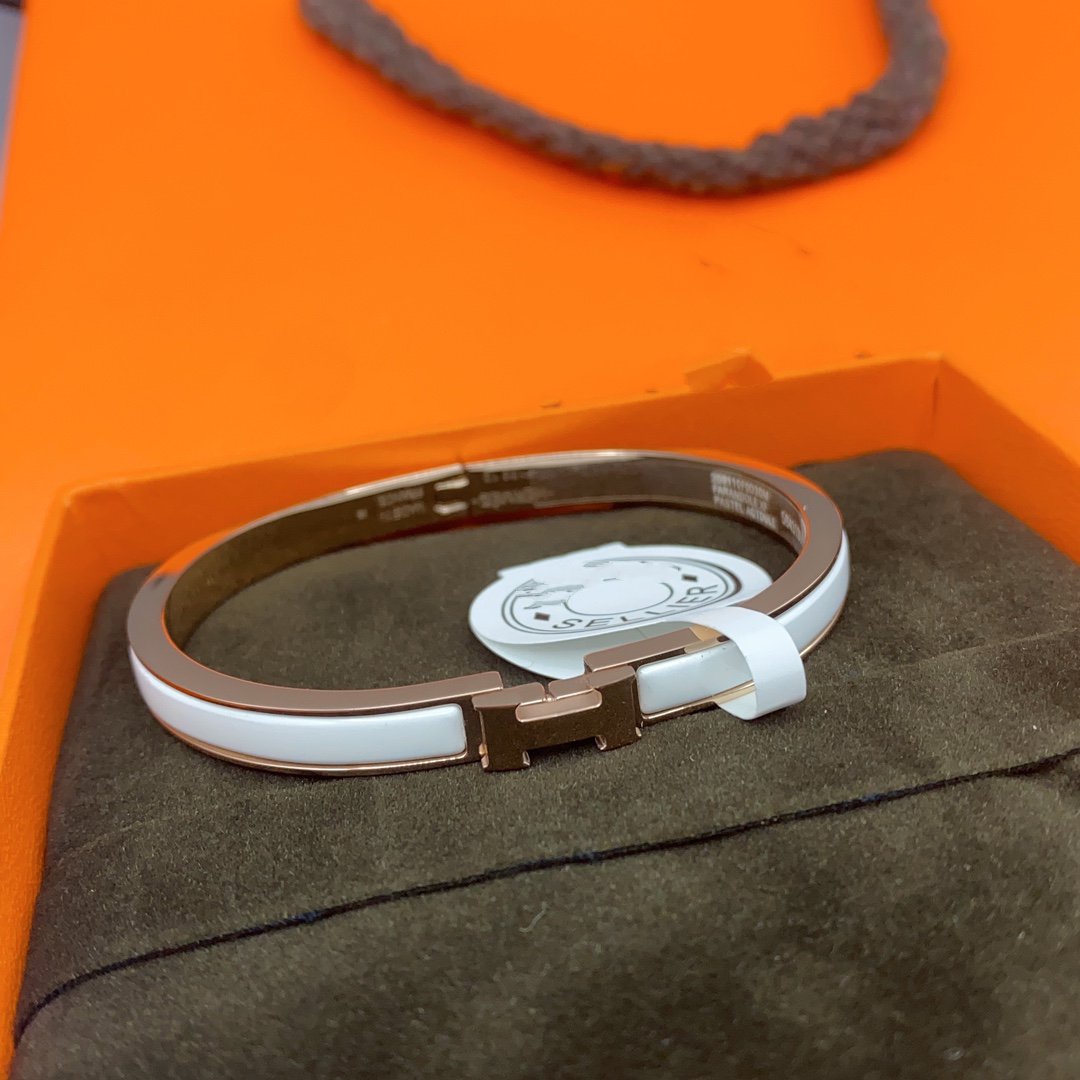 [AM]CLASSIC HM CLIC WHITE 8MM ENAMEL BRACELET