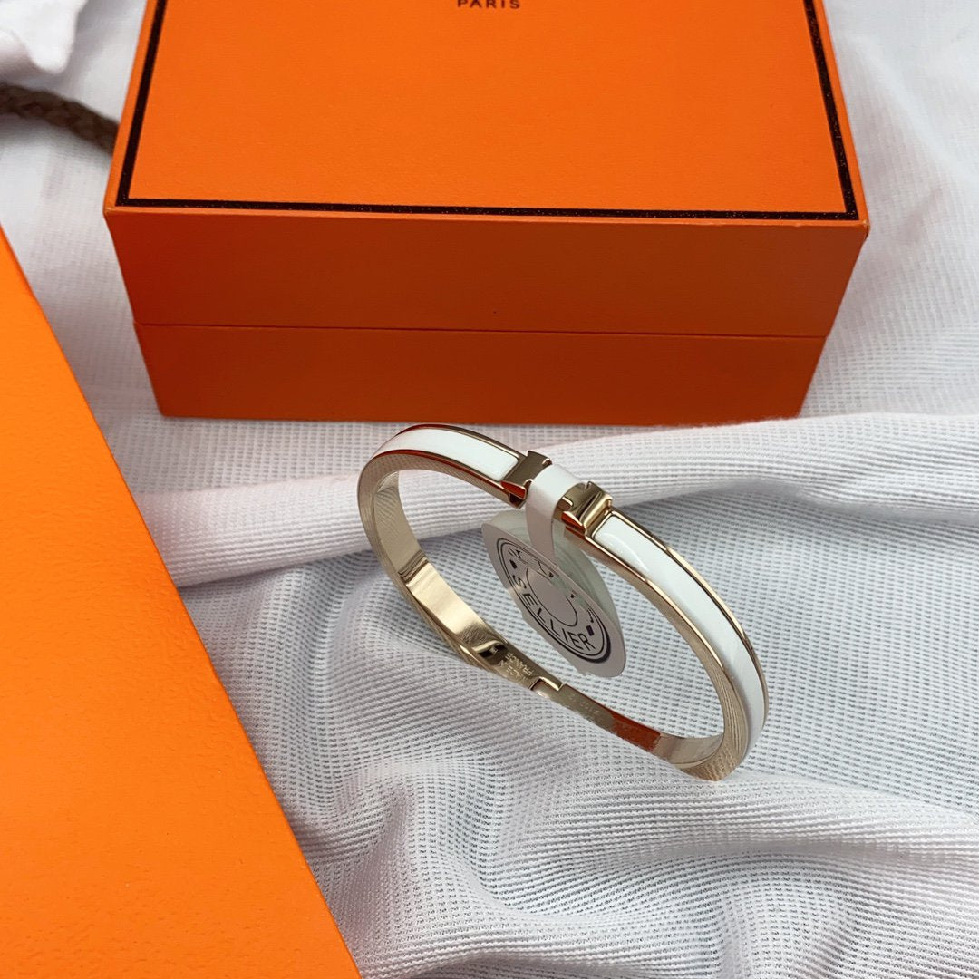 [AM]CLASSIC HM CLIC WHITE 8MM ENAMEL BRACELET