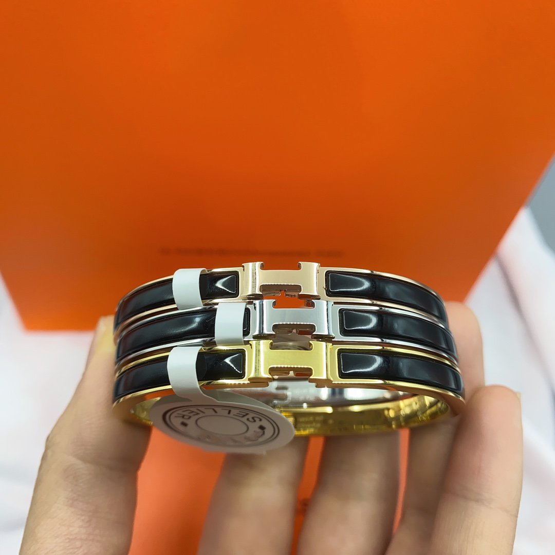 [AM]CLASSIC HM CLIC BLACK 8MM ENAMEL BRACELET