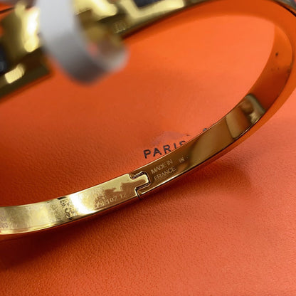 [AM]CLASSIC HM CLIC BLACK 8MM ENAMEL BRACELET