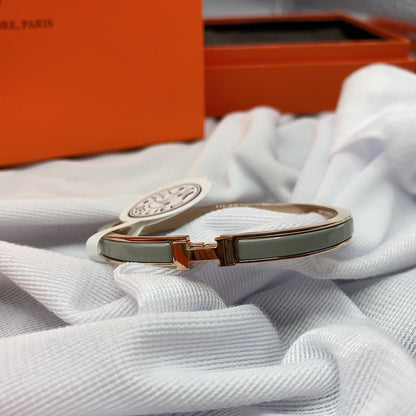 [AM]CLASSIC HM CLIC GREEN 8MM ENAMEL BRACELET