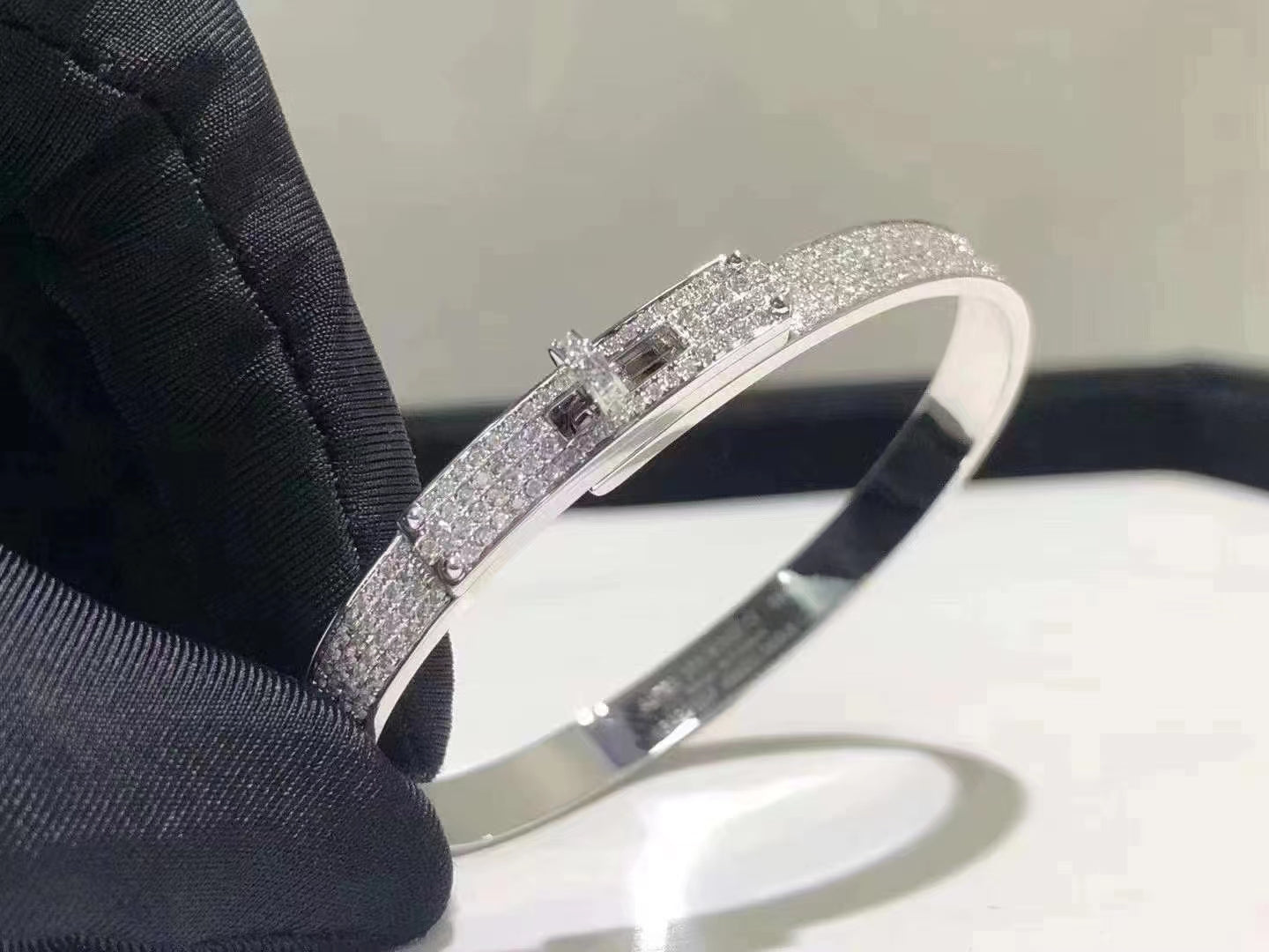 [AM]HM KELLY BRACELET IN SILVER AND FULL PAVE DIAMOND