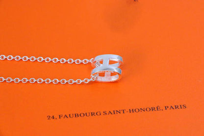 [AM]HM NECKLACE H LETTER OVAL SERIES
