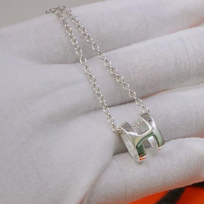 [AM]HM NECKLACE H LETTER OVAL SERIES