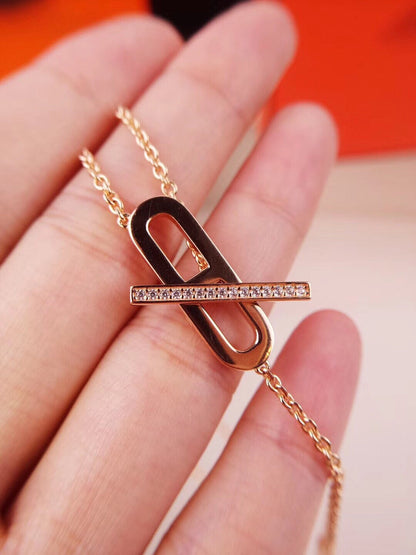 [AM]HM FIRE PIG NOSE NECKLACE TRENDY STREET