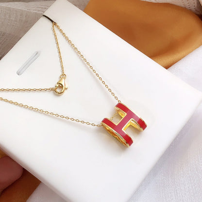 [AM]HM CLIC RED ENAMEL GOLD NECKLACE