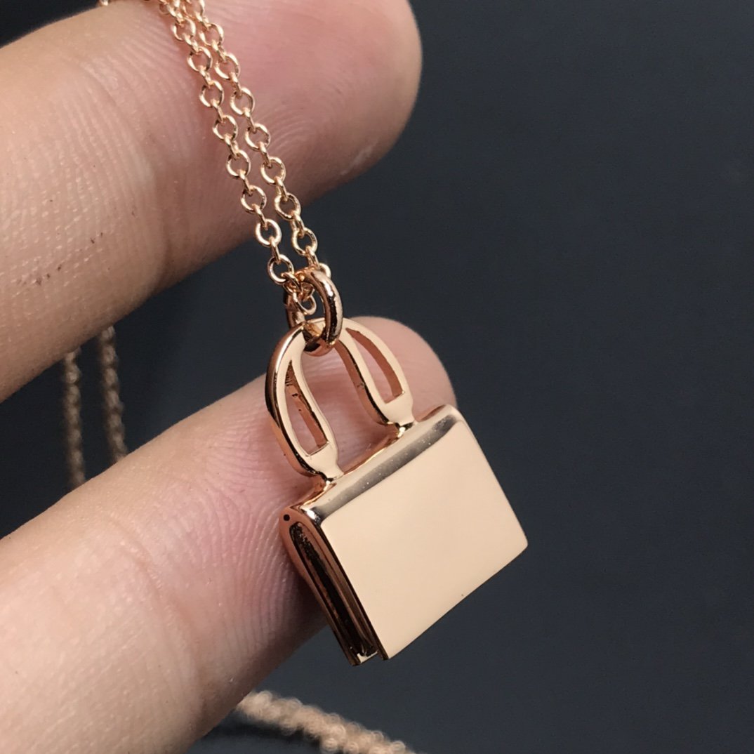 [AM]HM NECKLACE ARRIVAL BLACK DIAMOND