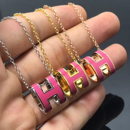 [AM]H NECKLACE PINK