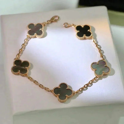 [AM]LUCKY CLOVER 5-MOTIF BRACELET - GREY MOTHER-OF-PEARL COLLECTION