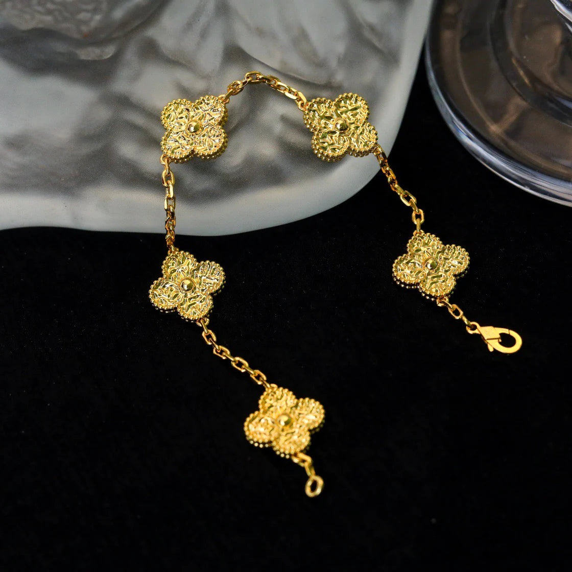 [AM]LUCKY CLOVER 5-MOTIF BRACELET - BRONZING