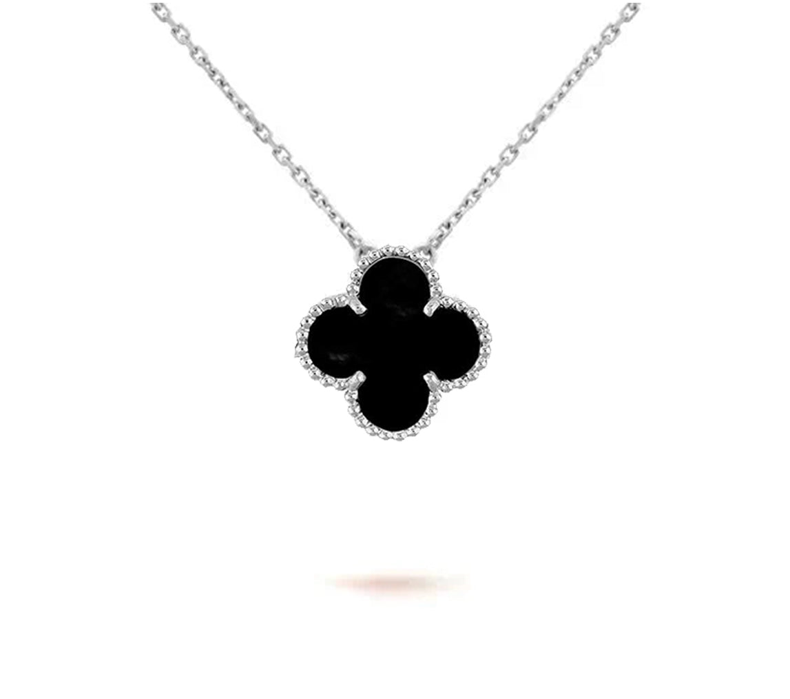 [AM]15MM CLOVER FLOWER PENDANT NECKLACE WHITE GOLD COLLECTION