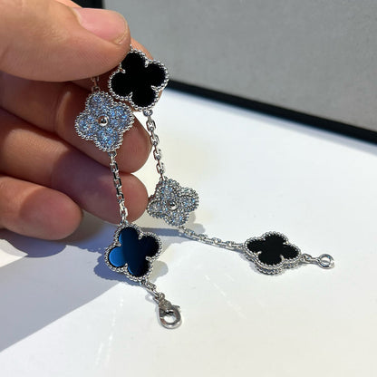 [AM]LUCKY CLOVER 5-MOTIF BRACELET - BLACK OXNY COLLECTION