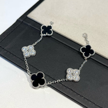 [AM]LUCKY CLOVER 5-MOTIF BRACELET - BLACK OXNY COLLECTION