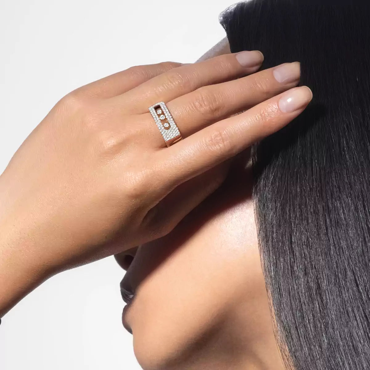 [AM]MOVE NOA PAVÉ DIAMOND INTERLOCKING RING