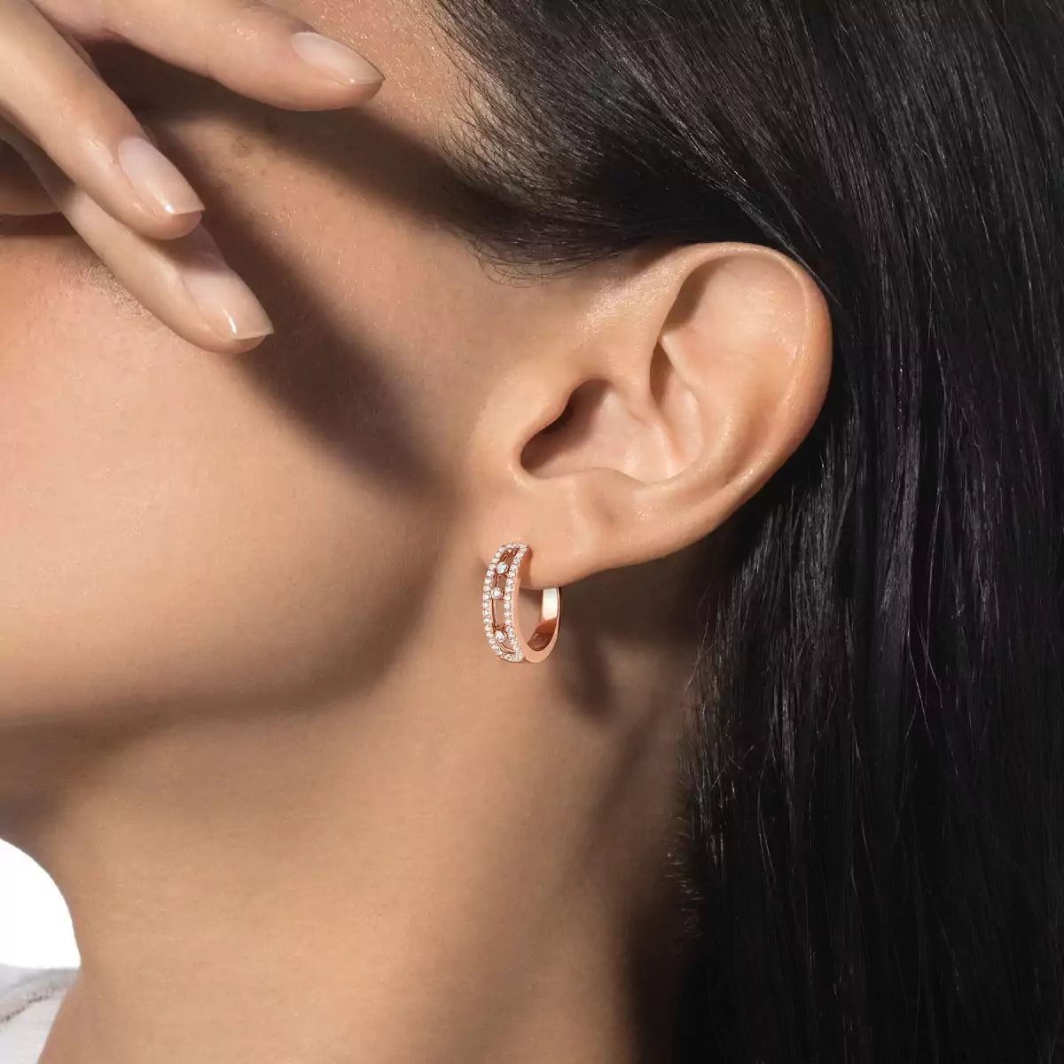 [AM]MOVE PAVÉ DIAMOND HOOP EARRINGS
