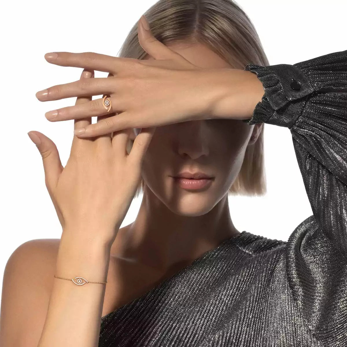[AM]LUCKY EYE PAVÉ-SET DIAMOND BRACELET