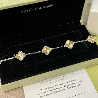 [AM]LUCKY CLOVER 5-MOTIF BRACELET - LASER COLLECTION