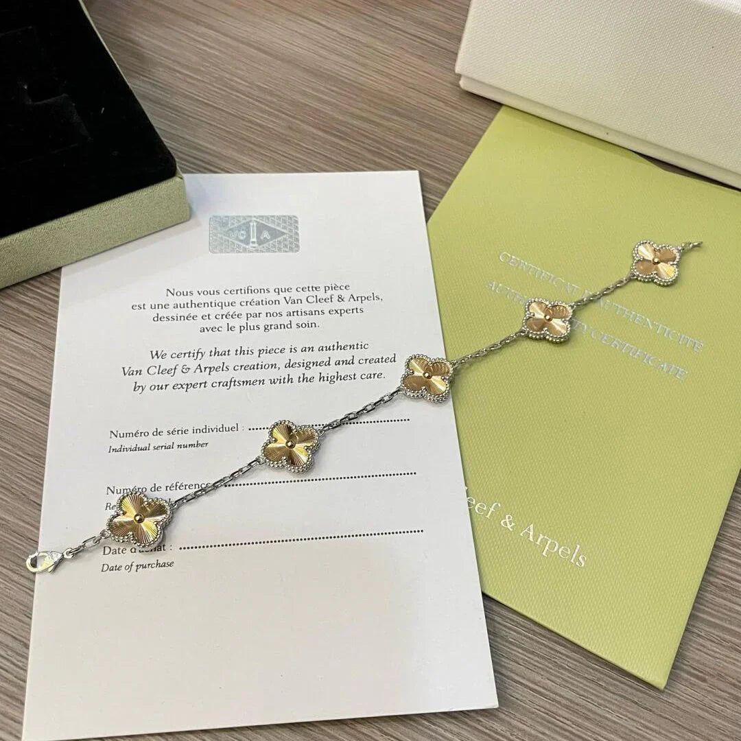 [AM]LUCKY CLOVER 5-MOTIF BRACELET - LASER COLLECTION
