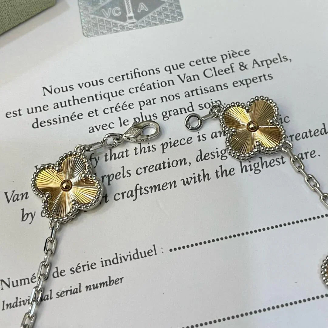 [AM]LUCKY CLOVER 5-MOTIF BRACELET - LASER COLLECTION