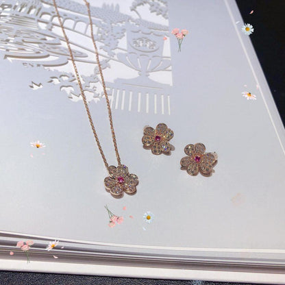 [AM]PAVÉ DIAMOND BUTTERFLY CHARM NECKLACE