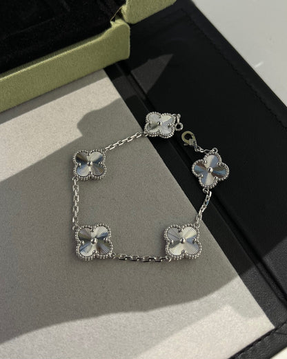 [AM]LUCKY CLOVER 5-MOTIF BRACELET - LASER COLLECTION